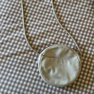 BAGGU Circle Leather Cream Crossbody Bag